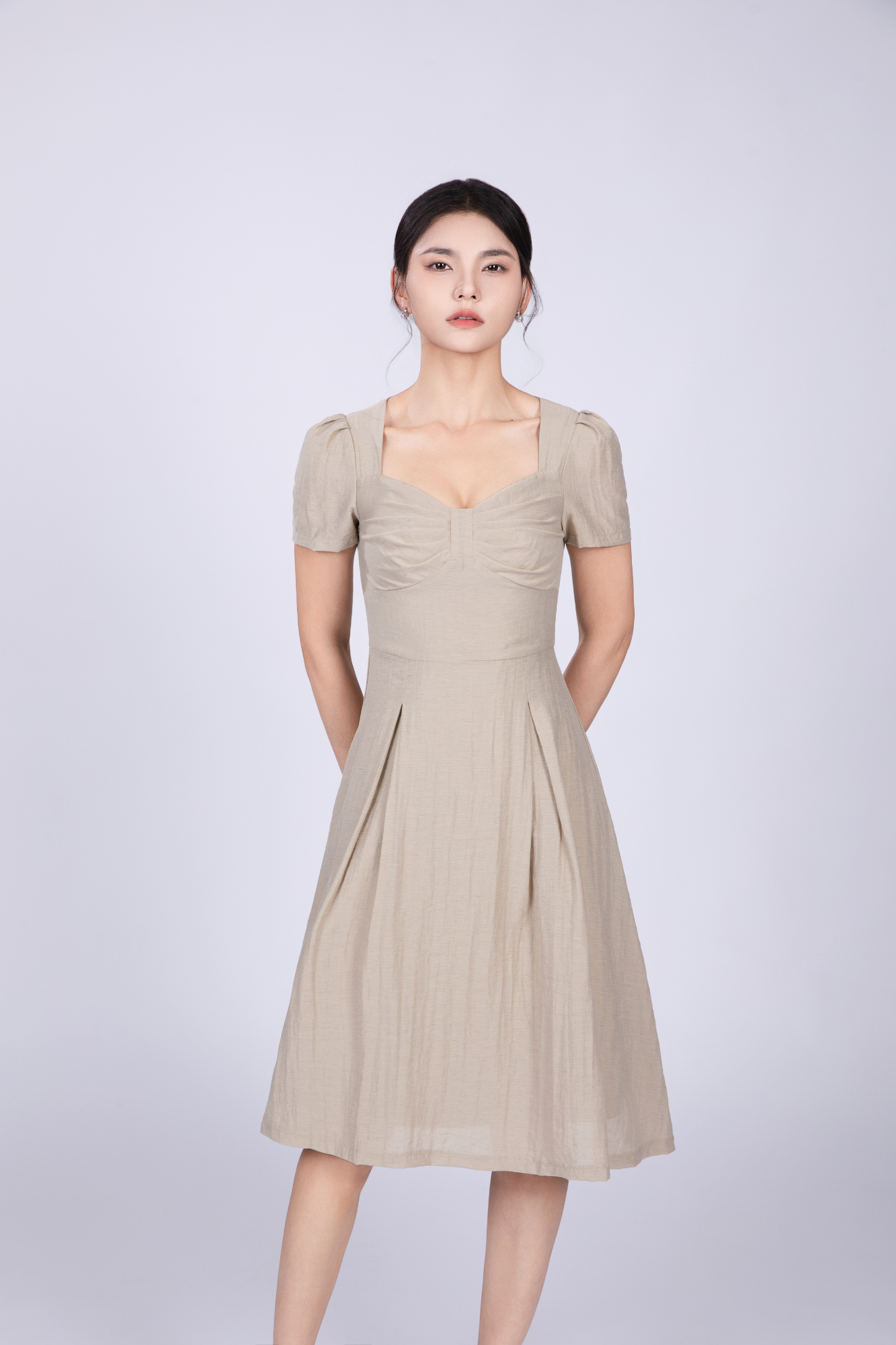 Freya Elegant Midi Dress in Sage Green