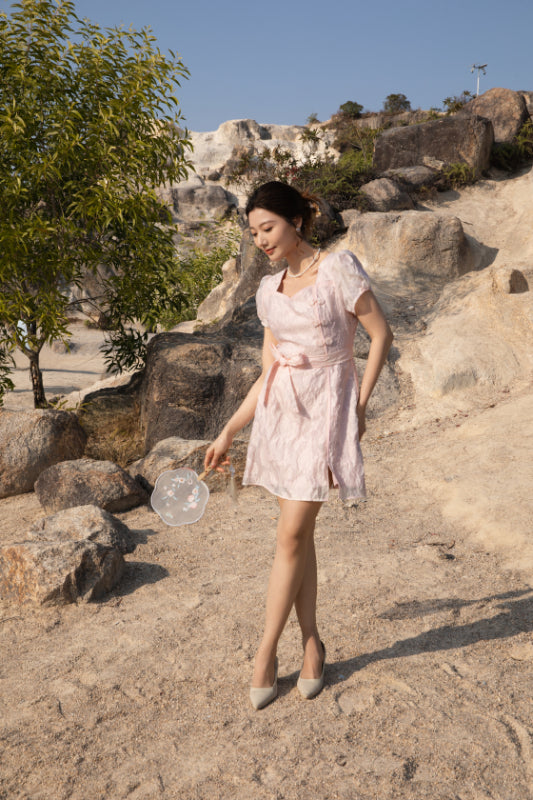 Xīn Yuè Blossom Short Dress