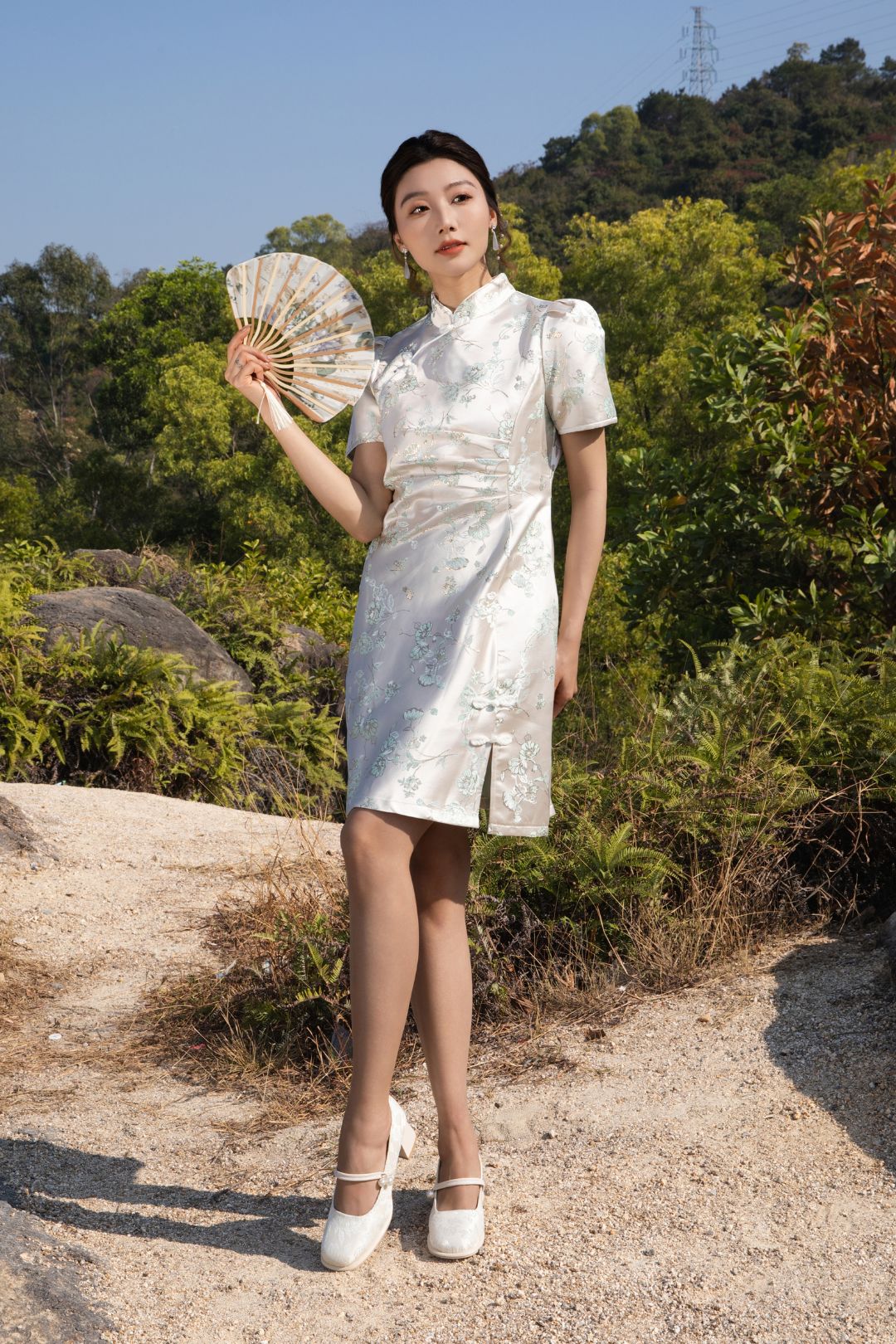 Xīn Yuè Brilliant Floral Qi Pao