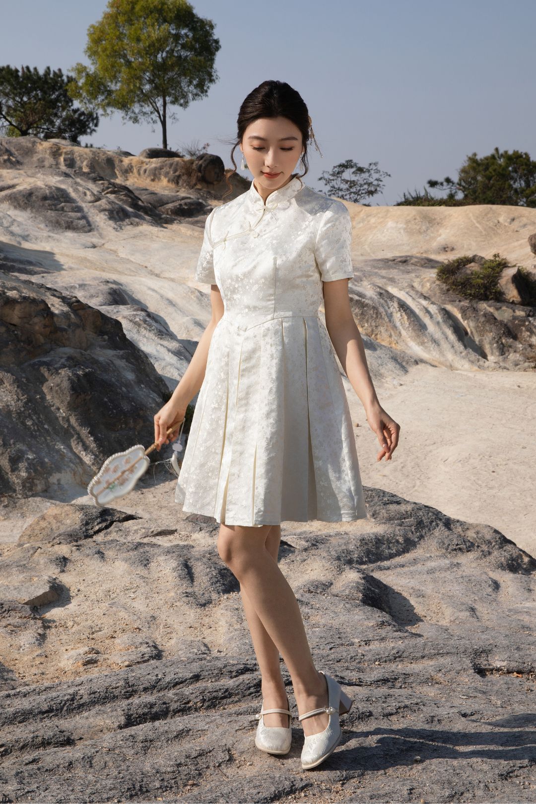 Xīn Yuè Pleated Blossom Qi Pao