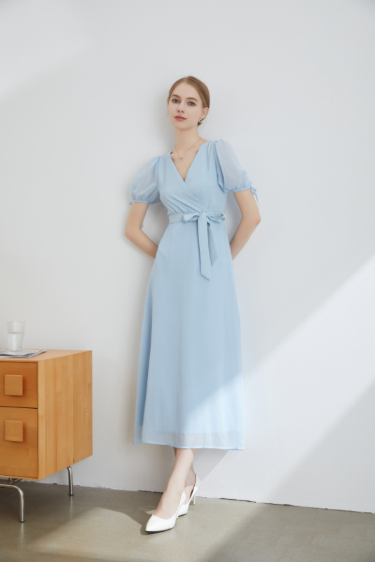 Nova Romance Midi Dress