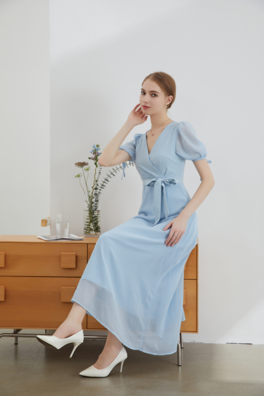 Nova Romance Midi Dress