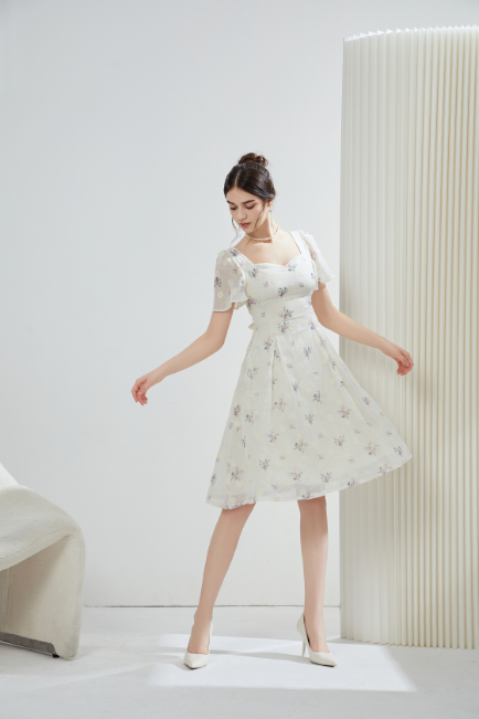 Angela Blossom Midi Dress