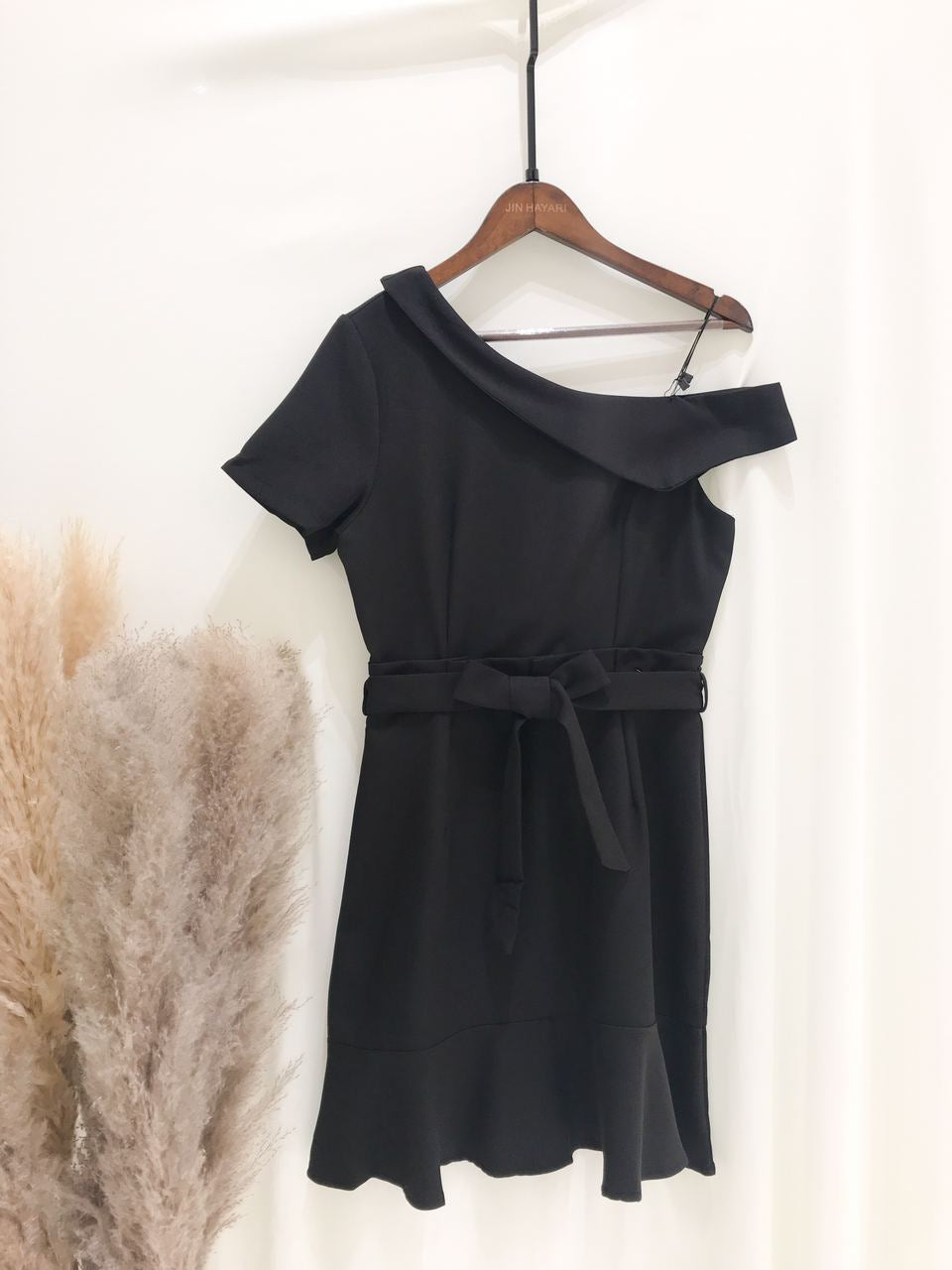 Clara Offshoulder Dress 4327