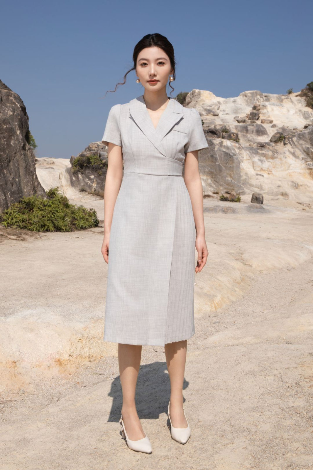 Xīn Yuè Pleated Midi Dress