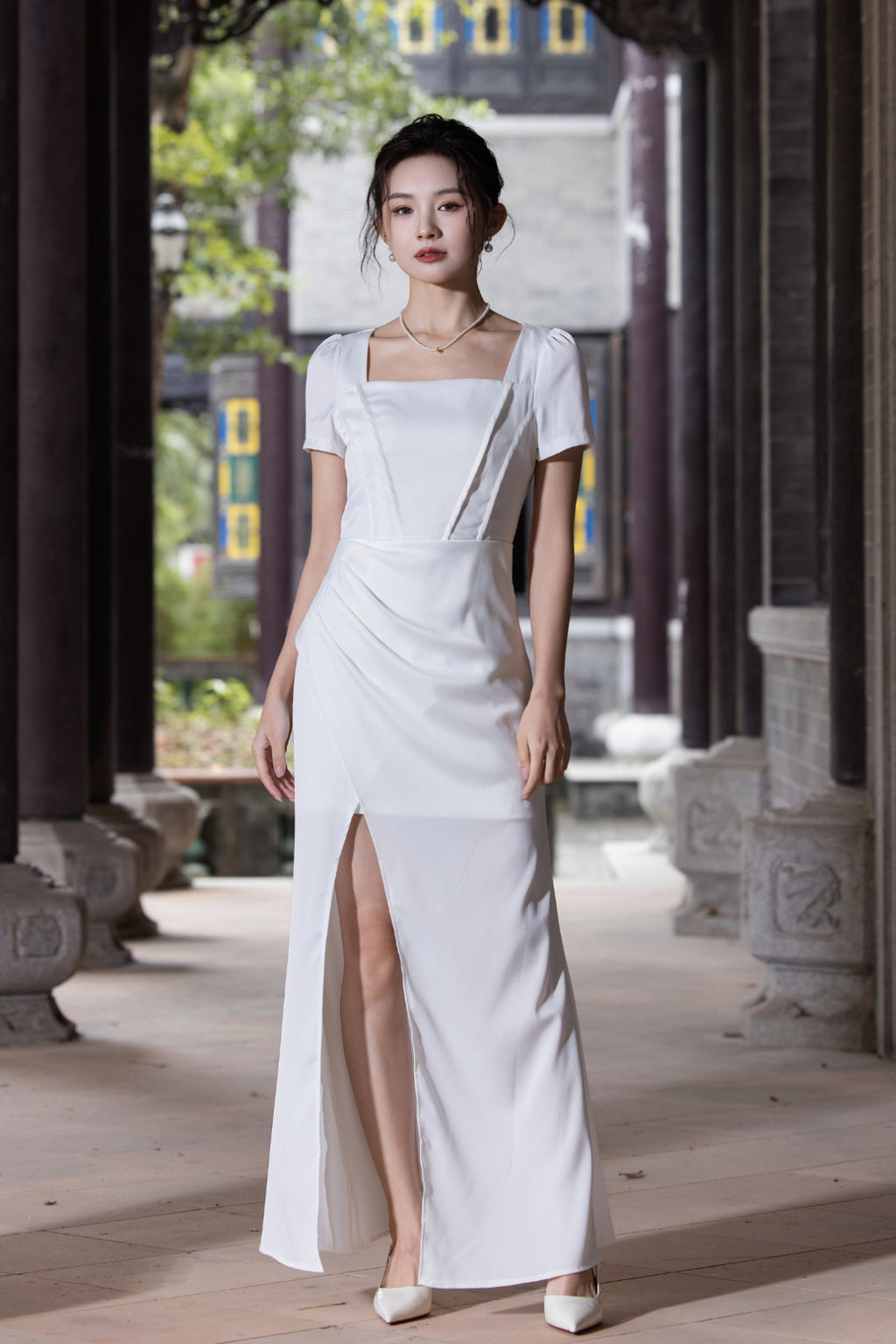 Jin Yuè Graceful Maxi Dress