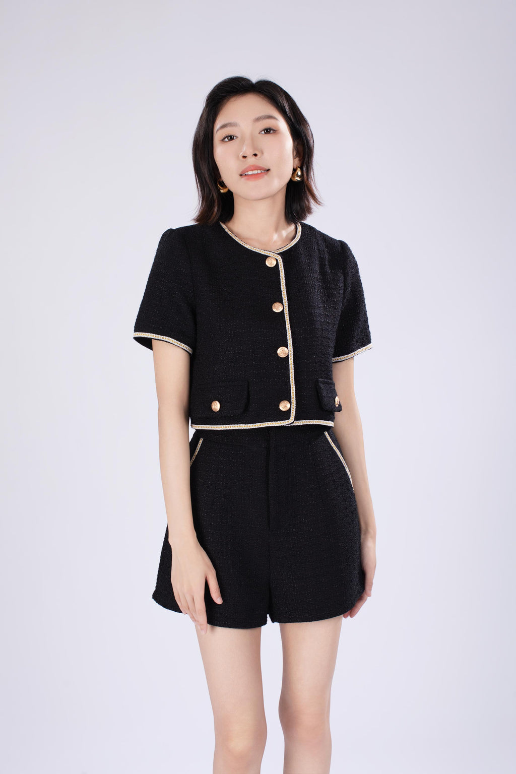 Ella Tweed Short Pants in Black