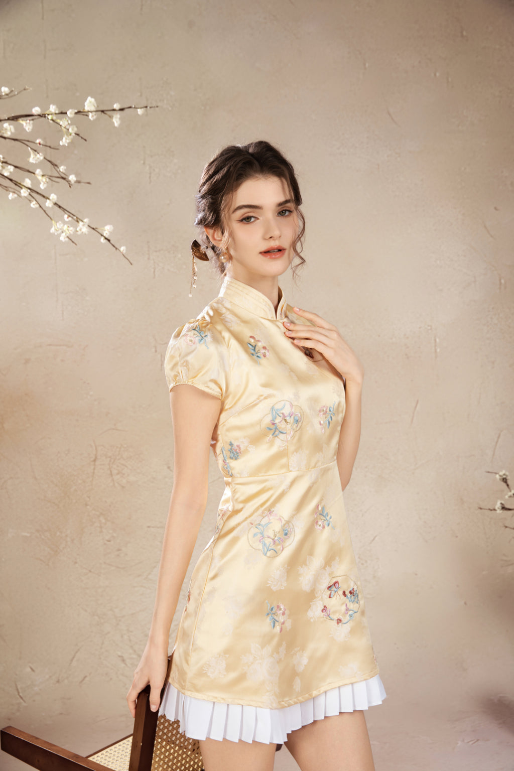 Rossie Grandeur Pleated Qi Pao