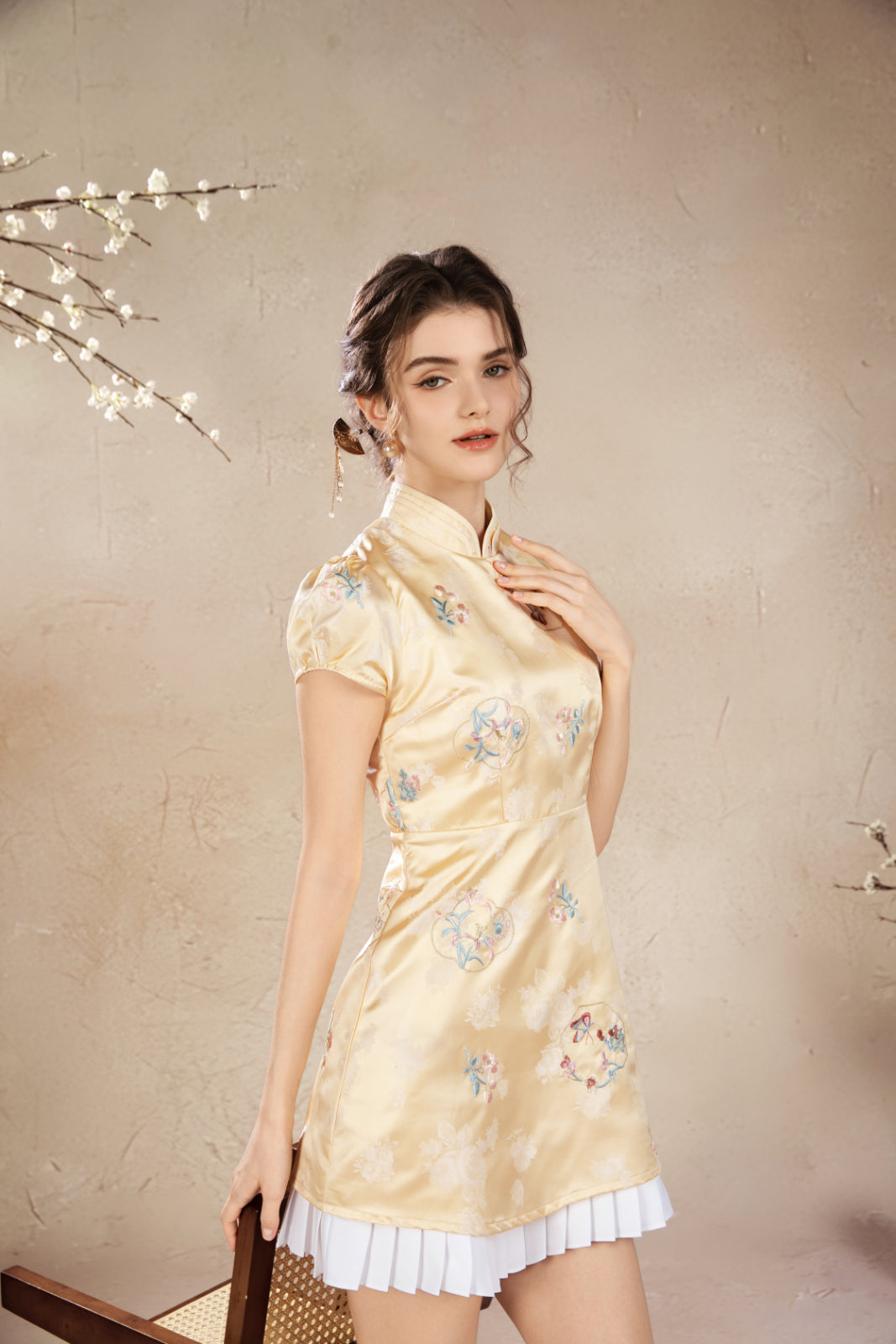 Rossie Grandeur Pleated Qi Pao