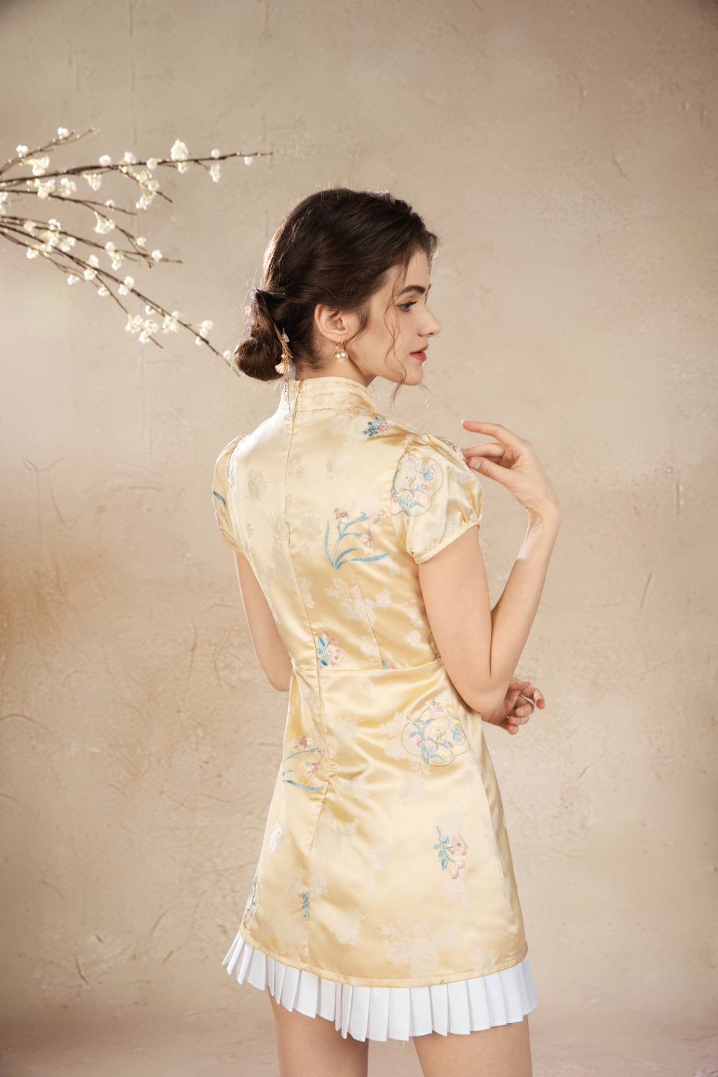 Rossie Grandeur Pleated Qi Pao