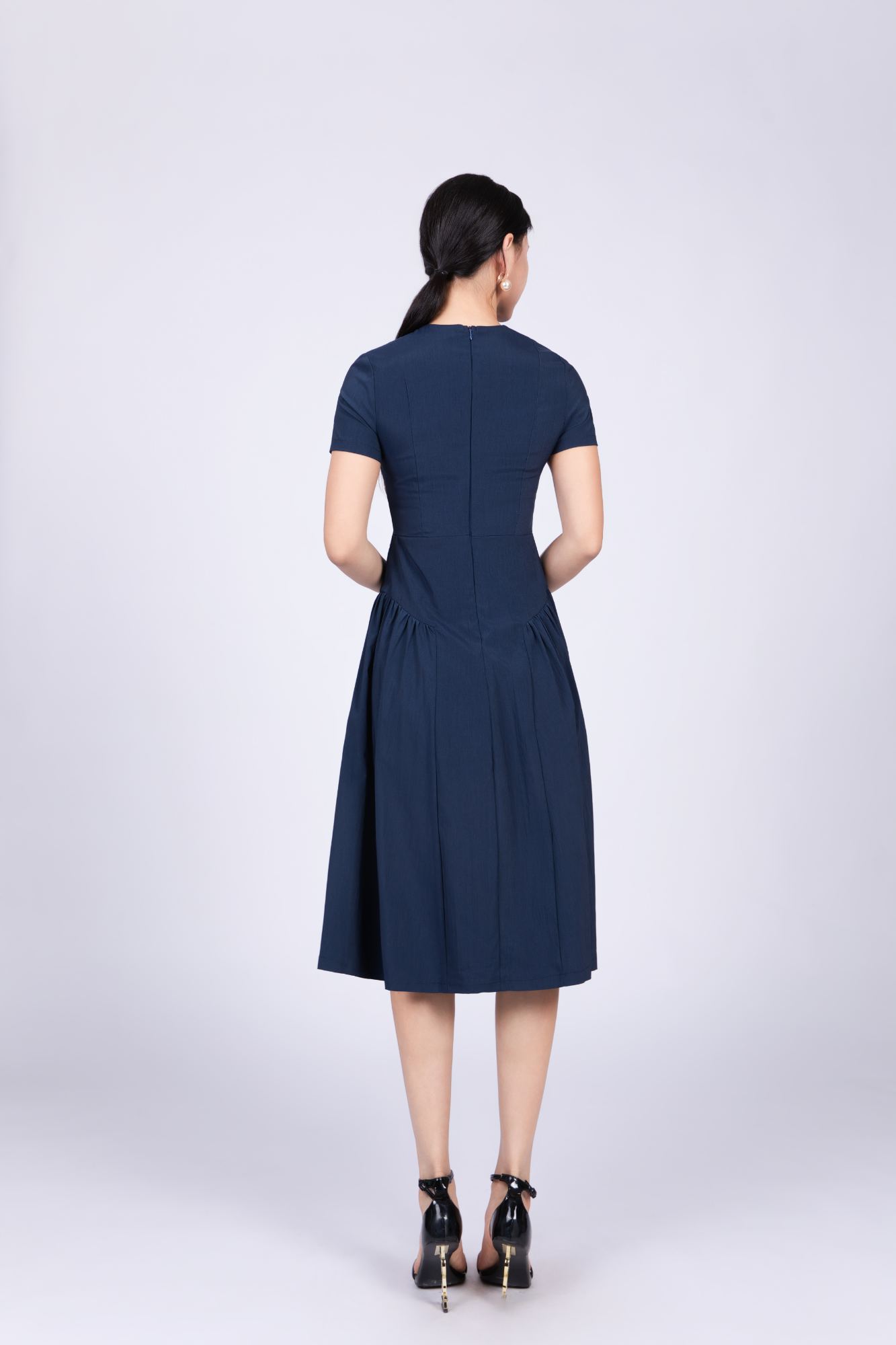 Freya Retro Midi Dress in Navy Blue