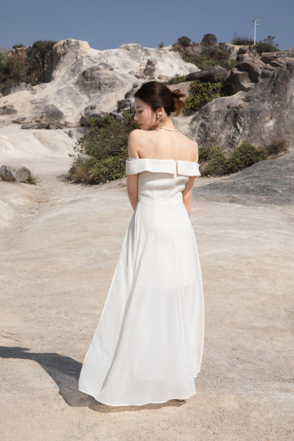 Xīn Yuè Tweed Off Shoulder Maxi Dress