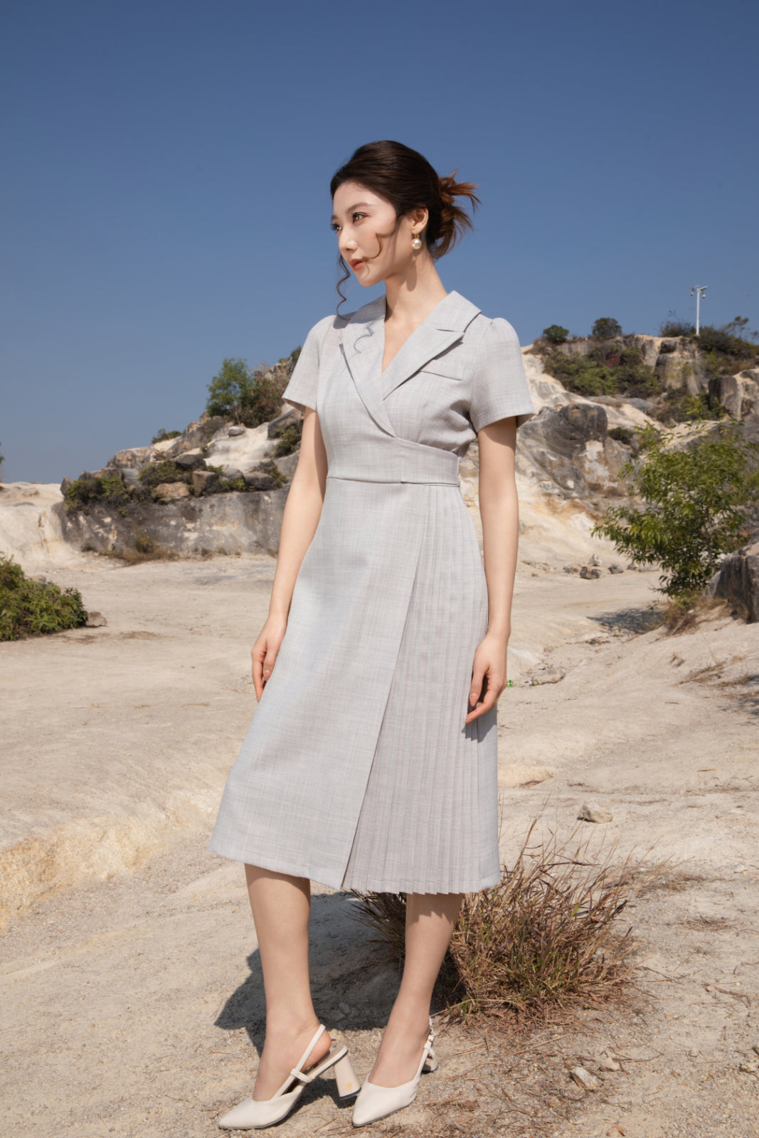Xīn Yuè Pleated Midi Dress