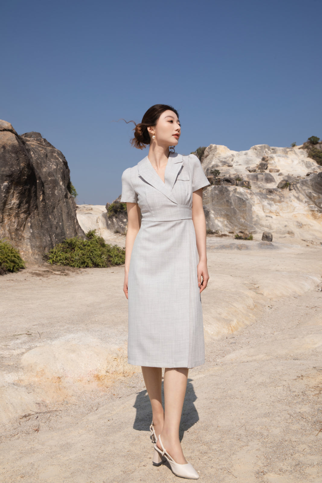 Xīn Yuè Pleated Midi Dress
