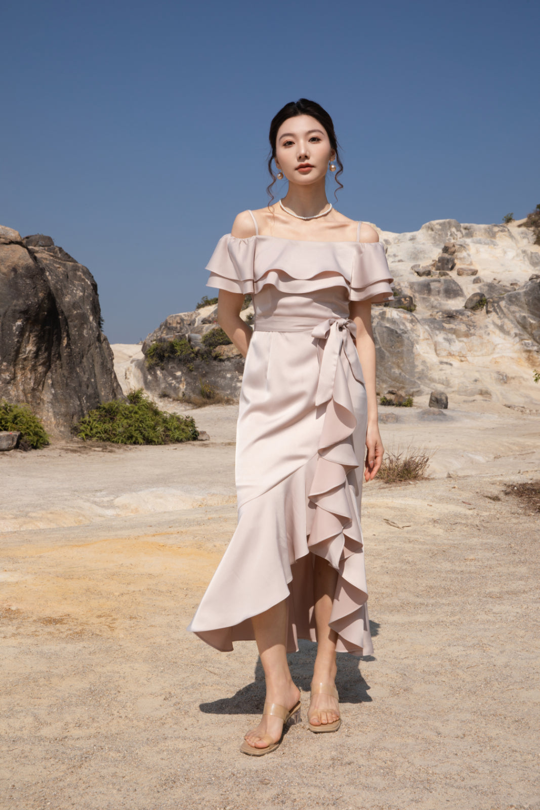 Xīn Yuè Valentines Off Shoulder Maxi Dress
