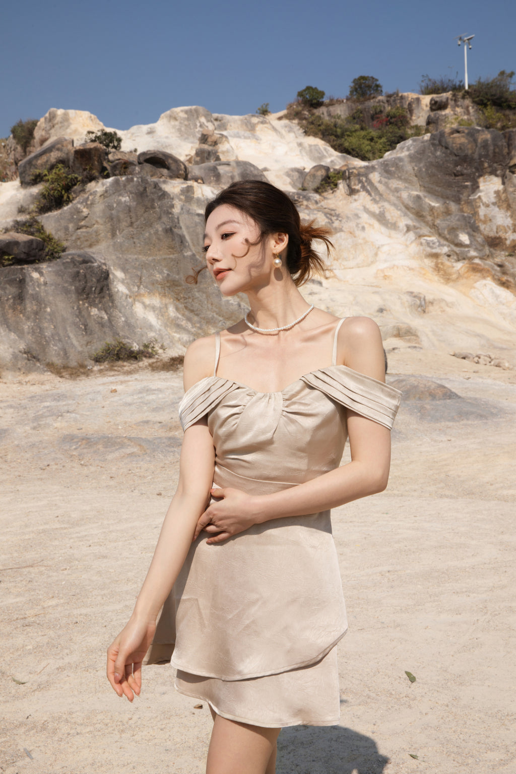 Xīn Yuè Lovely Short Dress