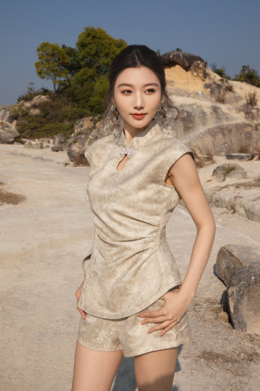 Xīn Yuè Dong Fang Set Wear
