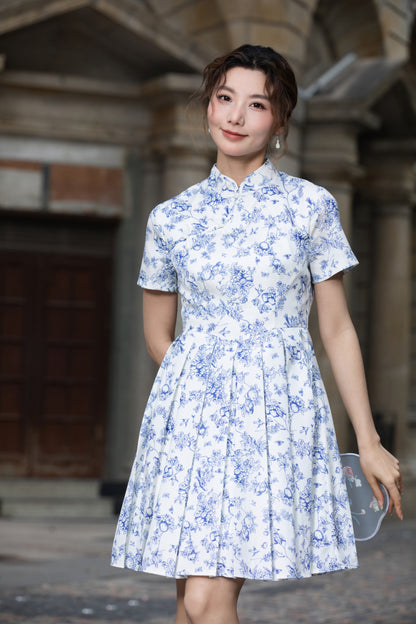 Xīn Yuè Porcelain Pleated Short Dress