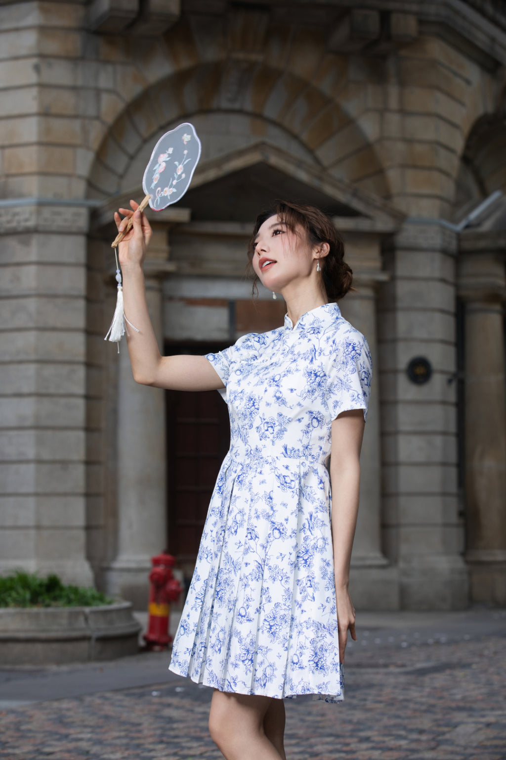 Xīn Yuè Porcelain Pleated Short Dress