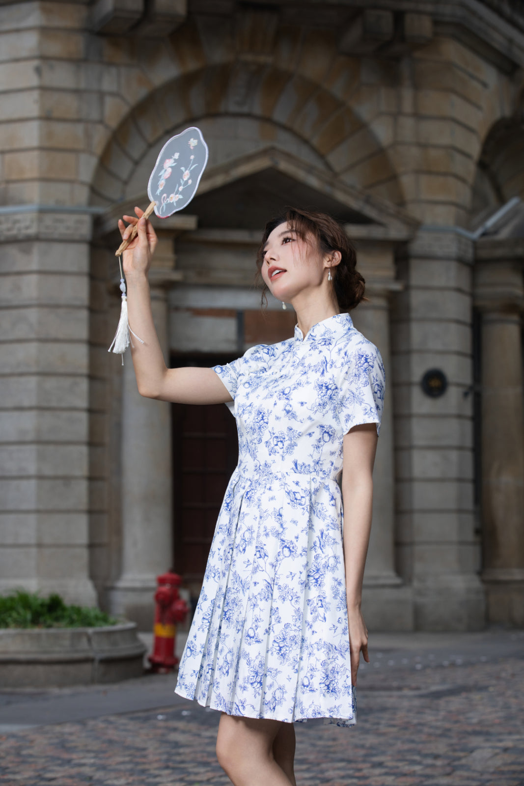 Xīn Yuè Porcelain Pleated Short Dress