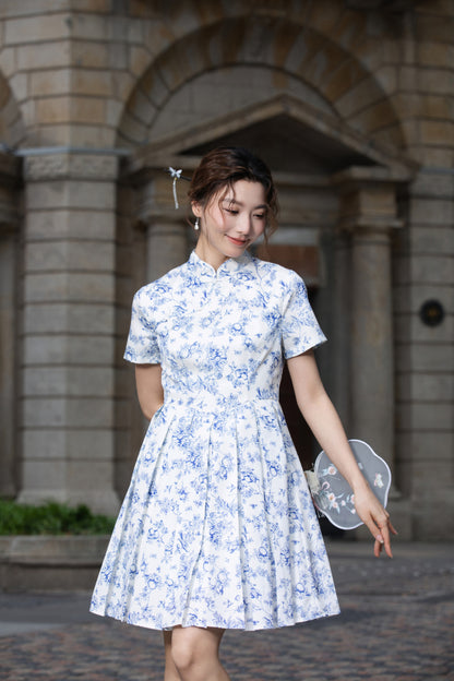 Xīn Yuè Porcelain Pleated Short Dress