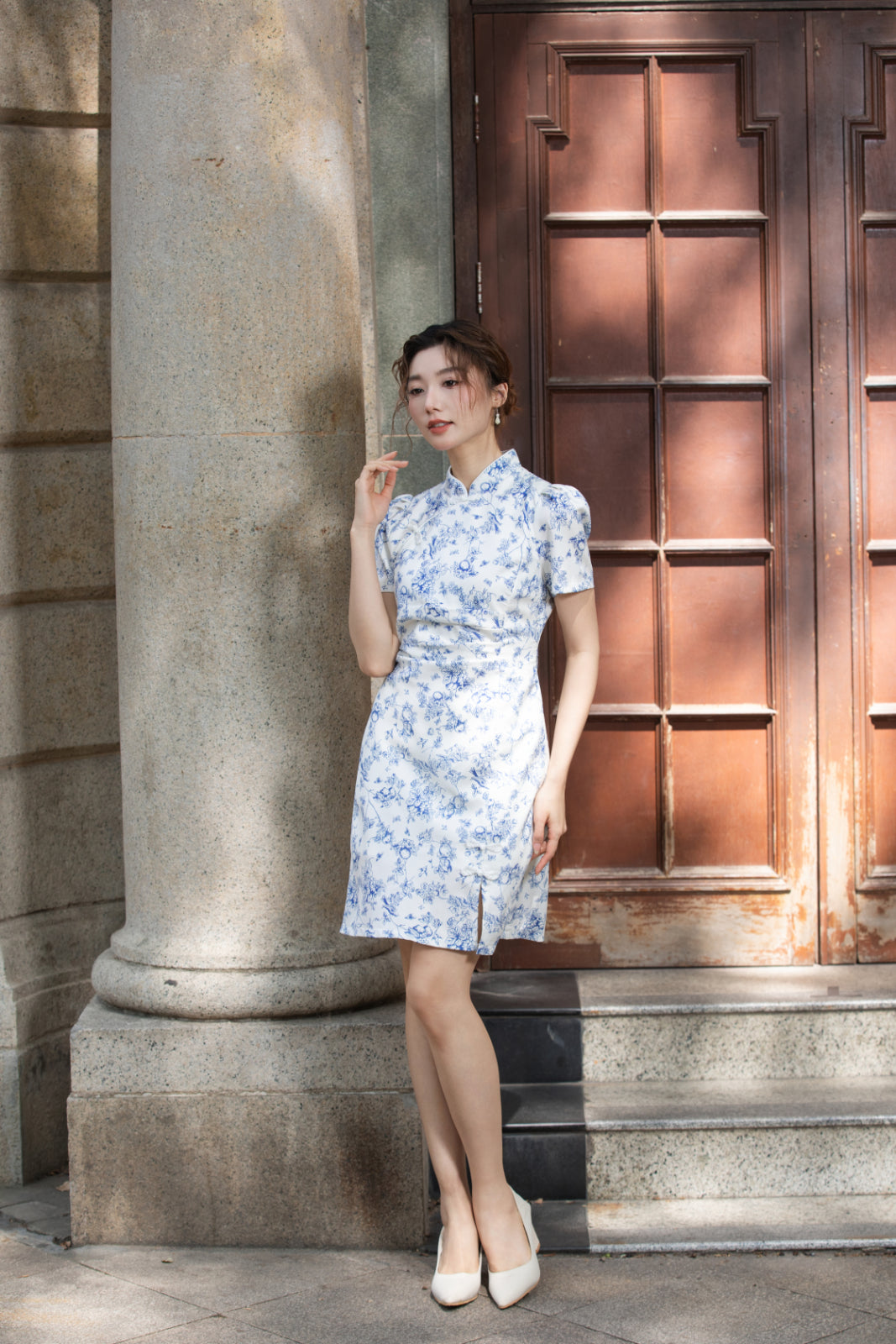 Xīn Yuè Porcelain Qi Pao