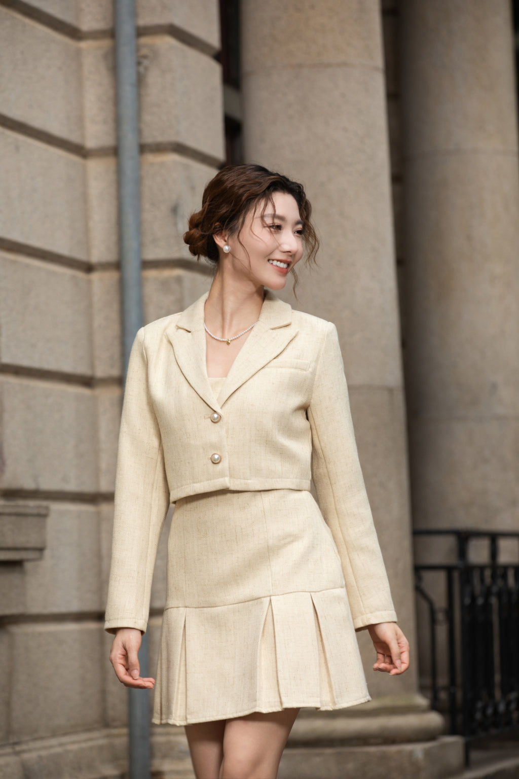 Xīn Yuè Pearl Button Tweed Set Wear