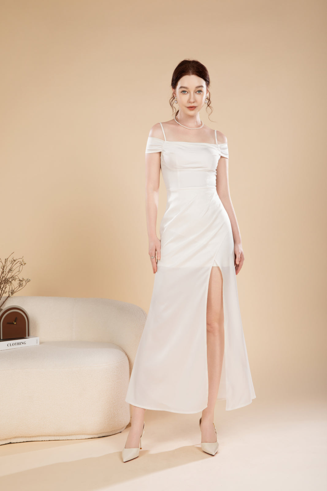 Nora Elegant Maxi Dress