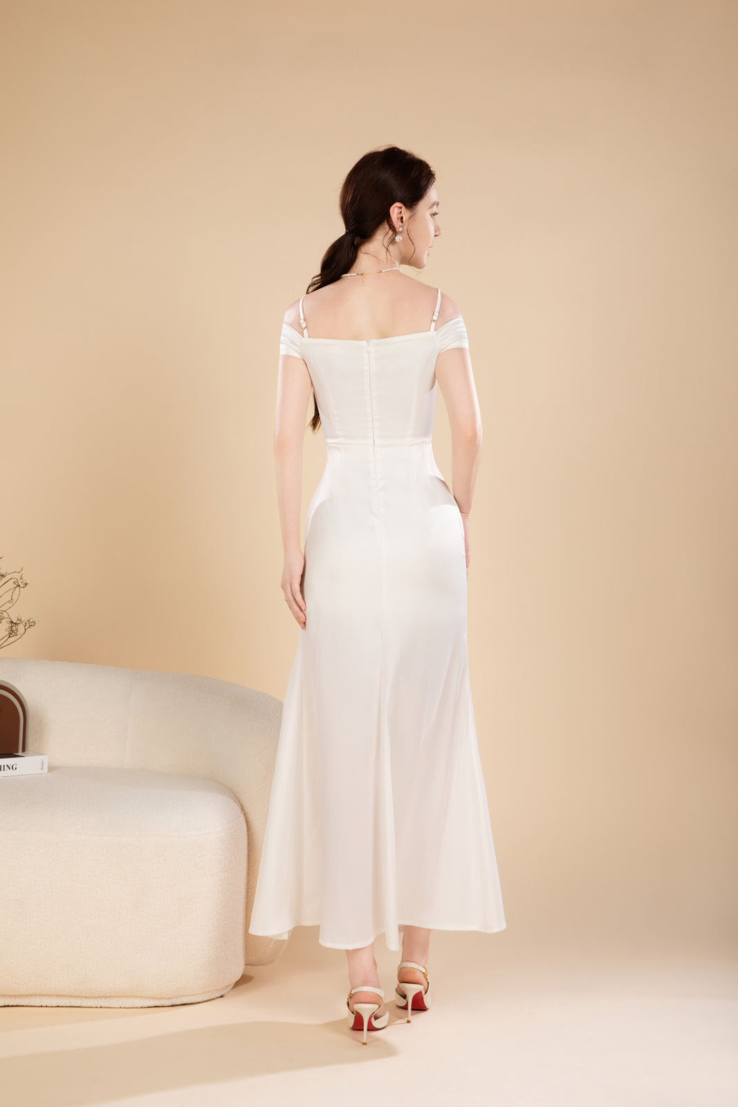 Nora Elegant Maxi Dress