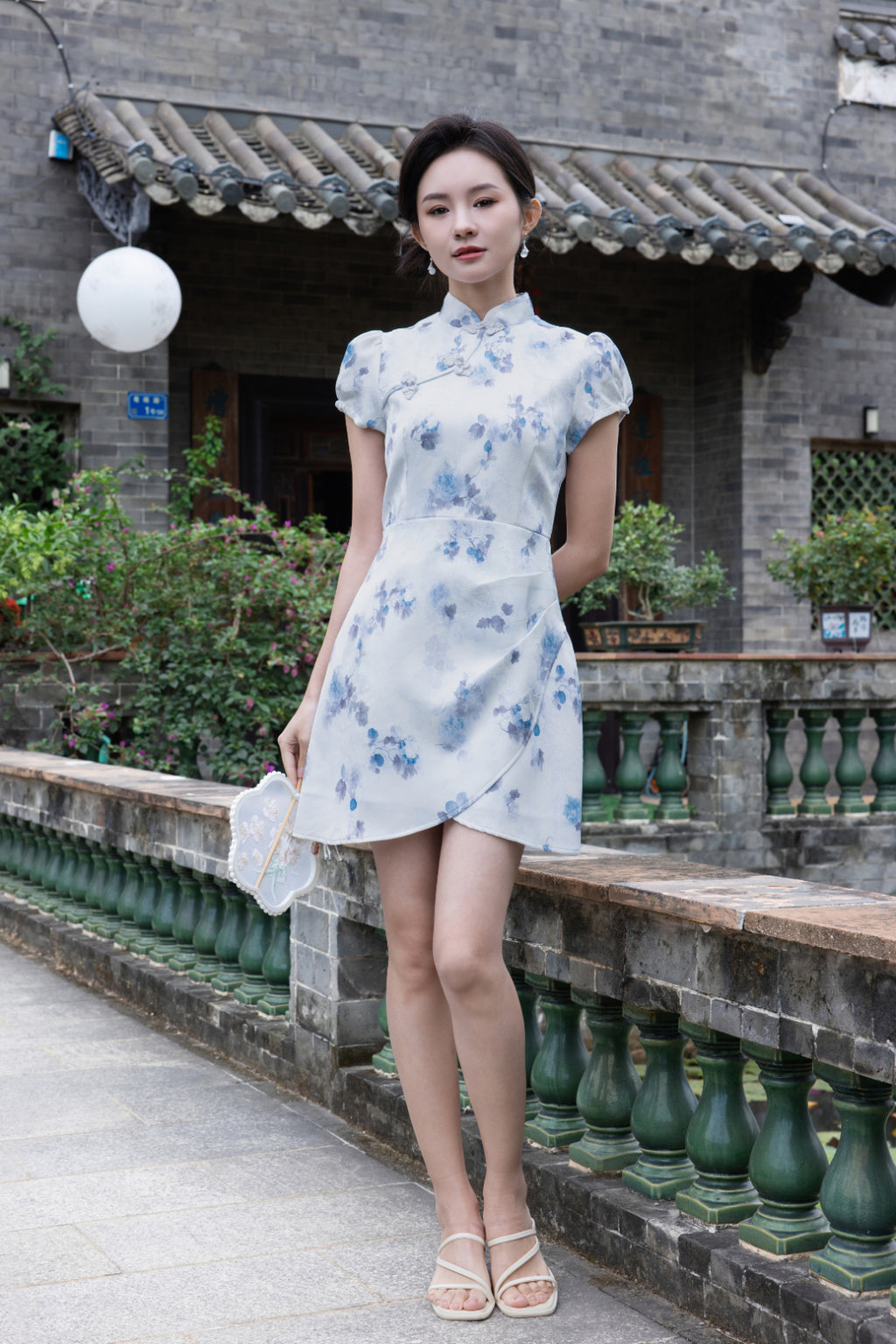 Jin Yuè Oriental Vintage Qi Pao