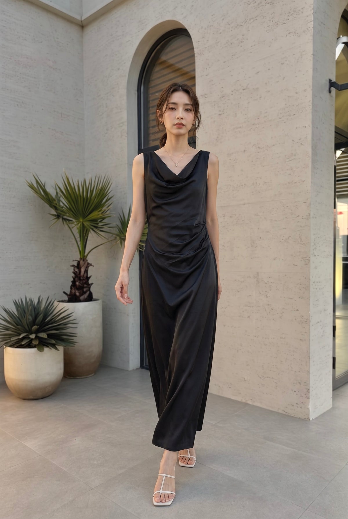 Mia Elegant Maxi Dress