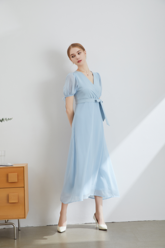 Nova Romance Midi Dress