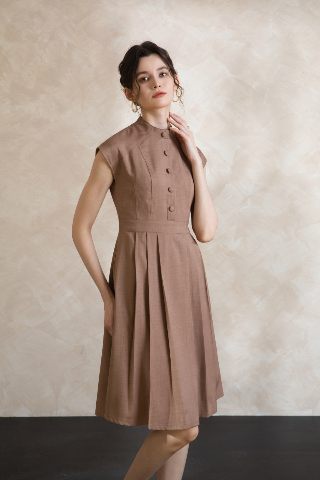 Elise Classic Midi Dress