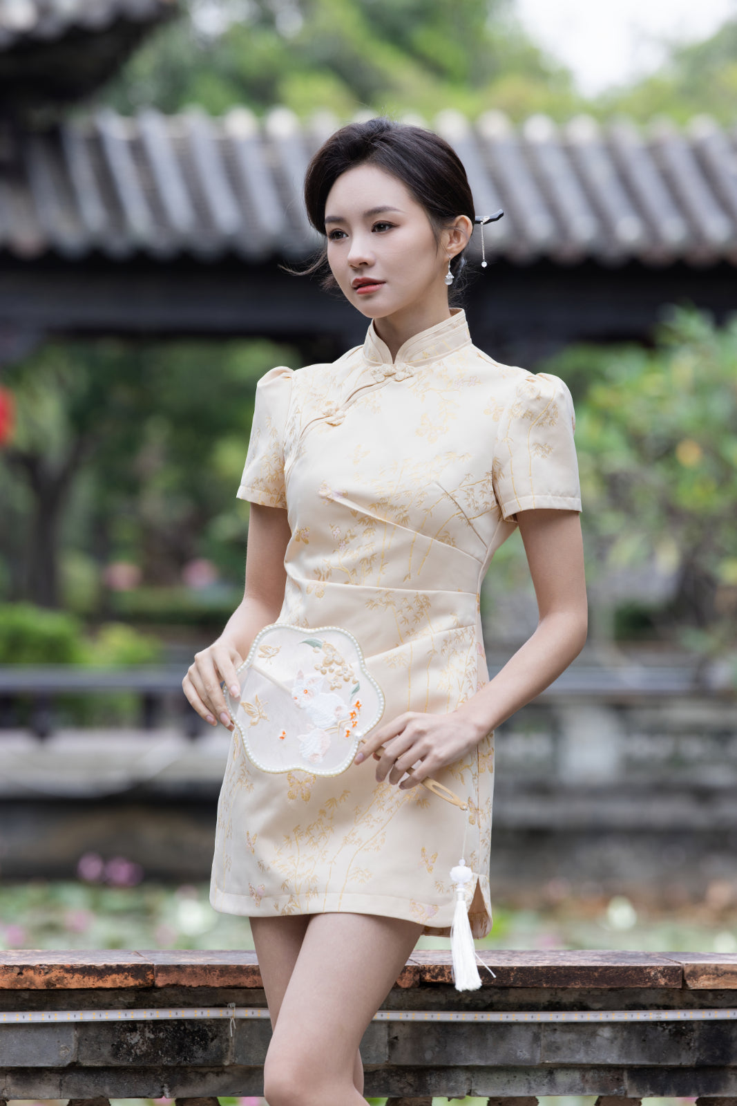 Jin Yuè Classic Qi Pao