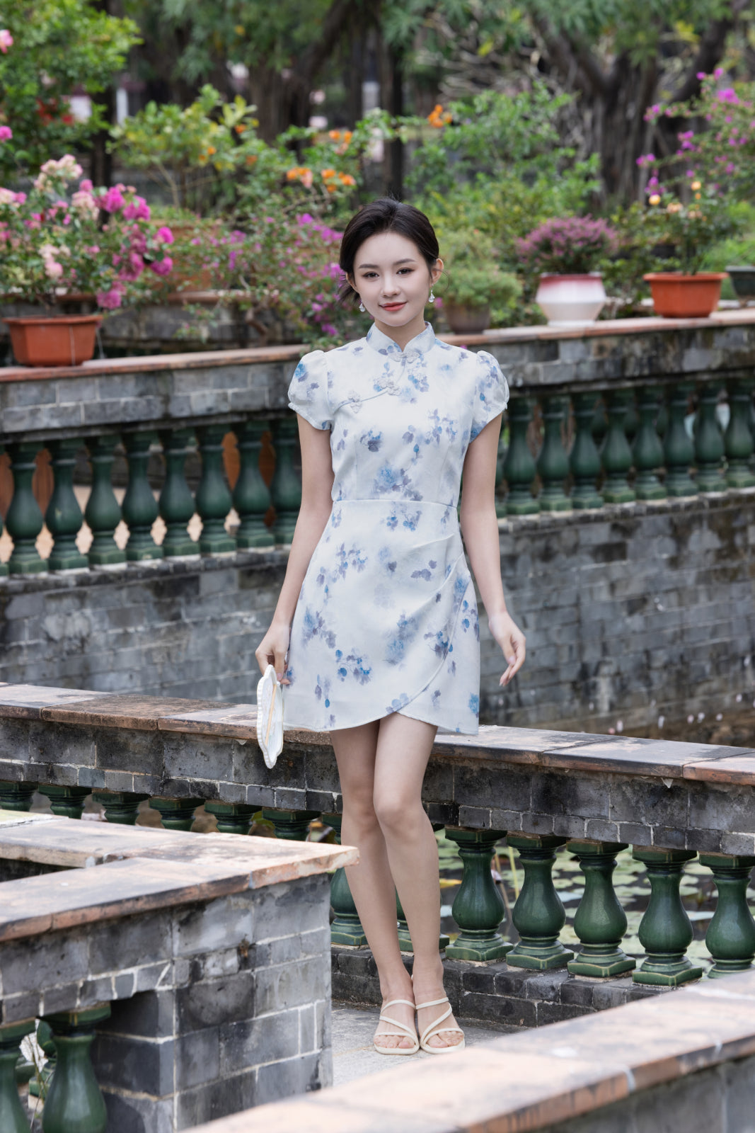 Jin Yuè Oriental Vintage Qi Pao