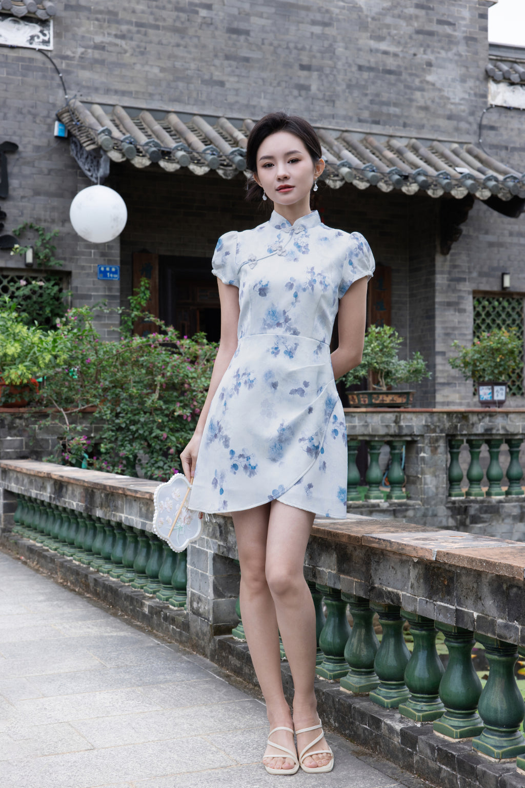 Jin Yuè Oriental Vintage Qi Pao