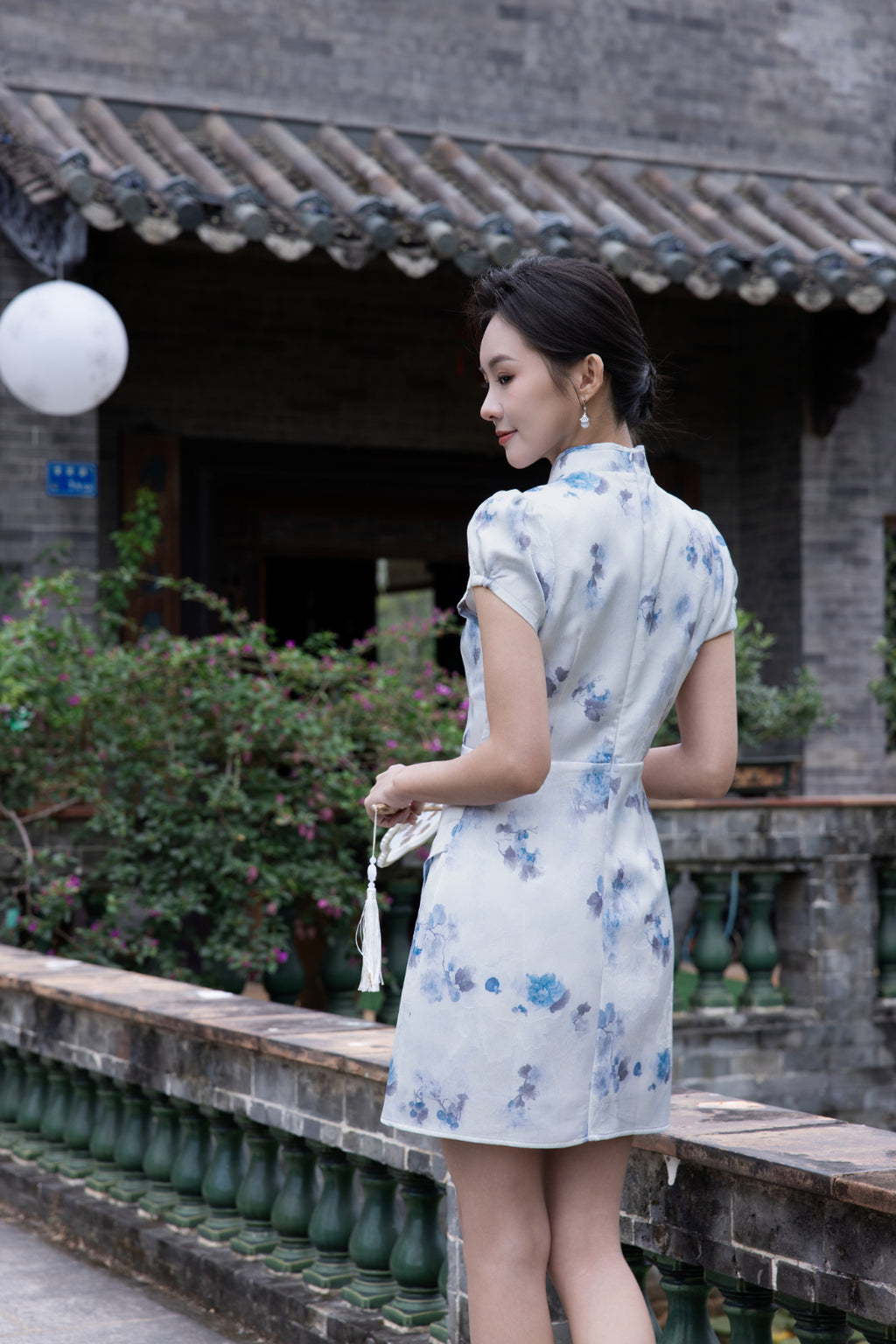 Jin Yuè Oriental Vintage Qi Pao