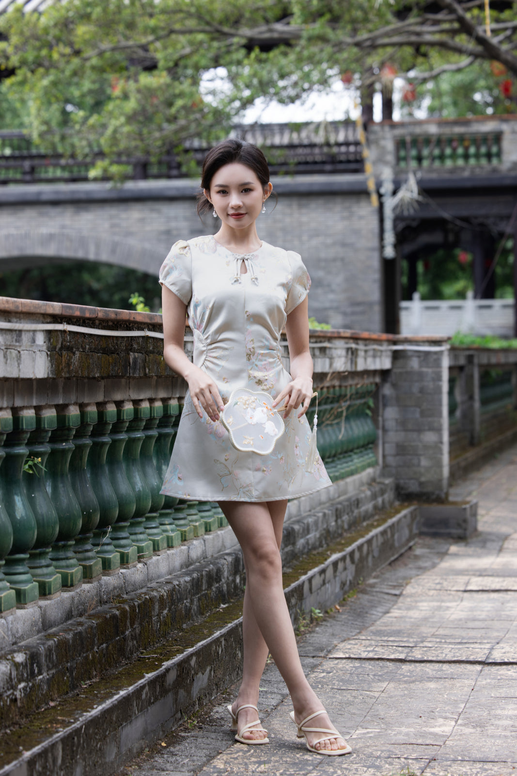 Jin Yuè Oriental Luxe Qi Pao