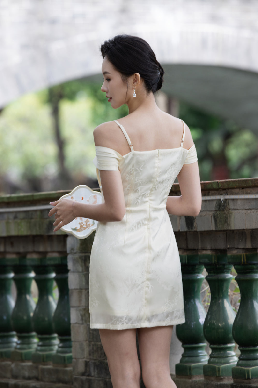 Jin Yuè Enchanted Short Dress