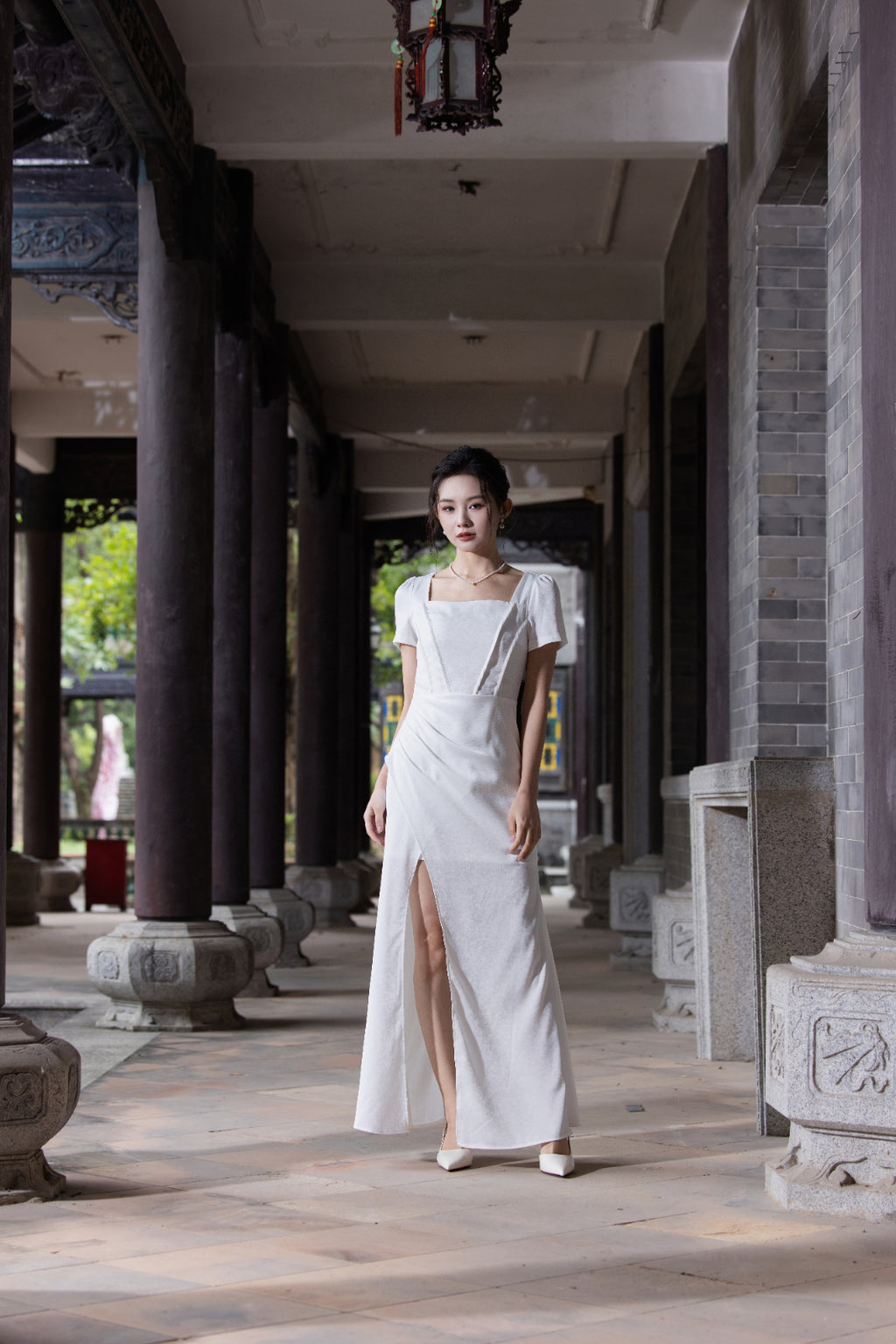 Jin Yuè Graceful Maxi Dress