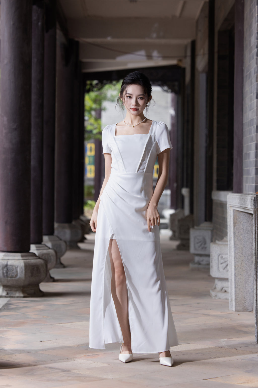 Jin Yuè Graceful Maxi Dress
