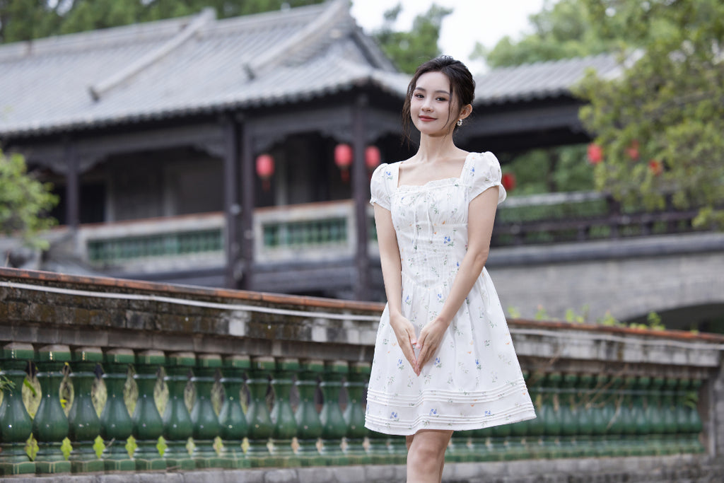 Jin Yuè Blossom Short Dress