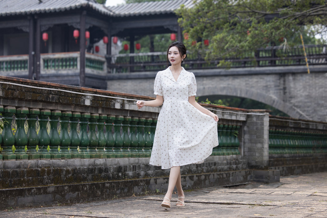 Jin Yuè Vintage Floral Midi Dress