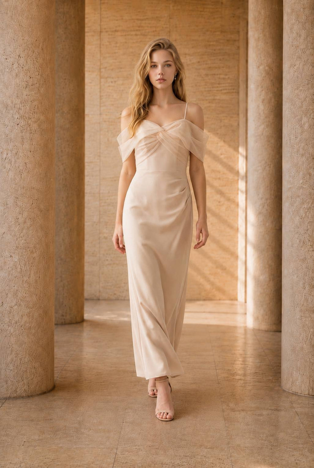 Lora Elegant Maxi Dress