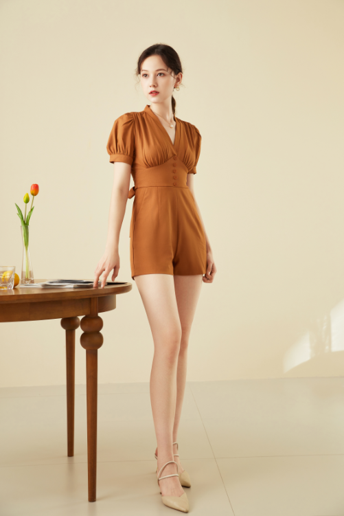 Vivi British Romper