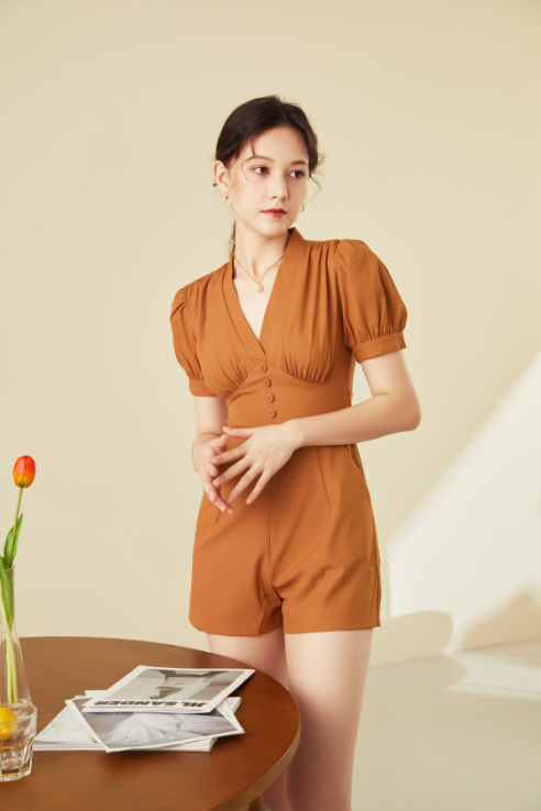Vivi British Romper