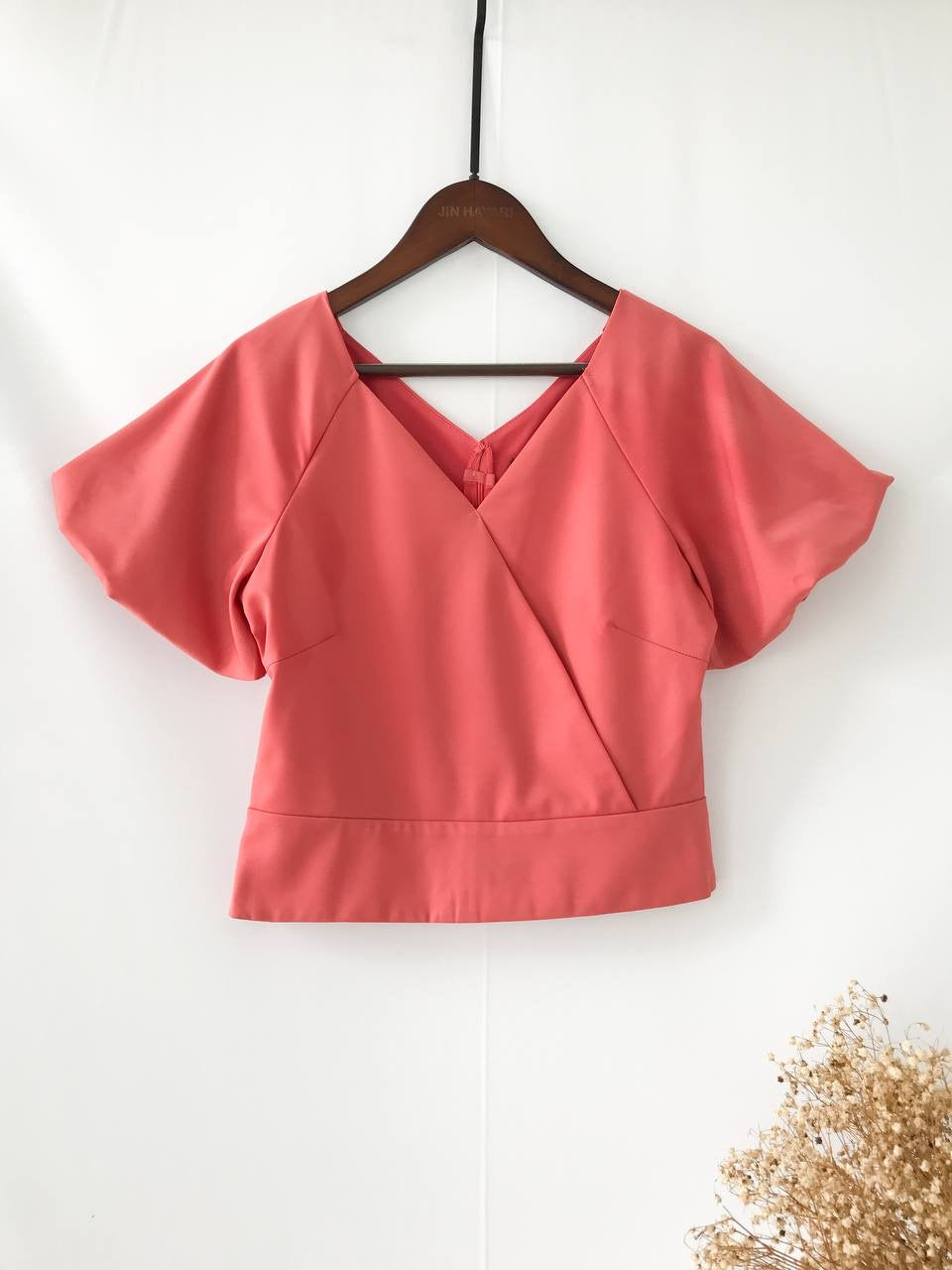 Eva Puffy Shoulder Tops 7018