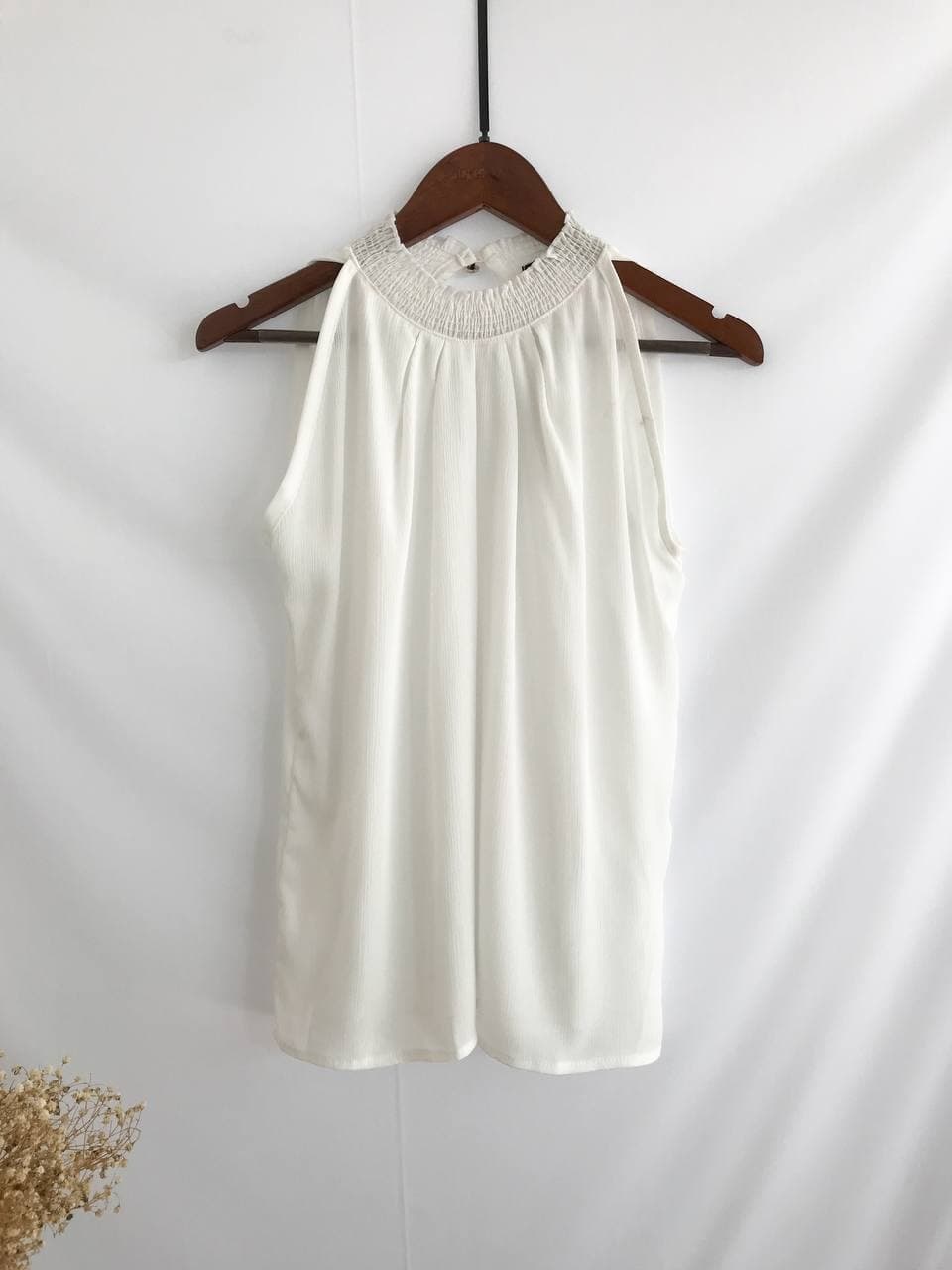 Clara Sleeveless top 0013